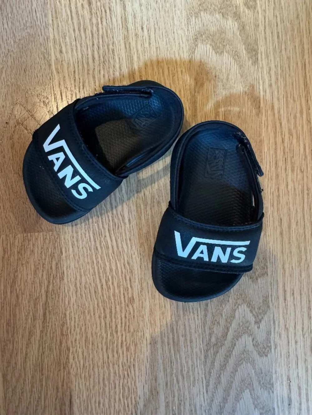 Vans Toddler Slides Size 5 Black Heel Strap Sandals – Excellent Condition